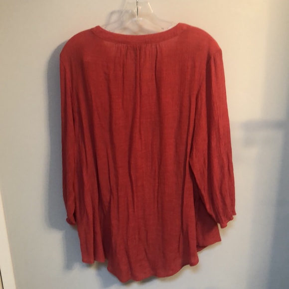 Women’s Vintage style St John’s Bay Rayon top 2x - Picture 5 of 6